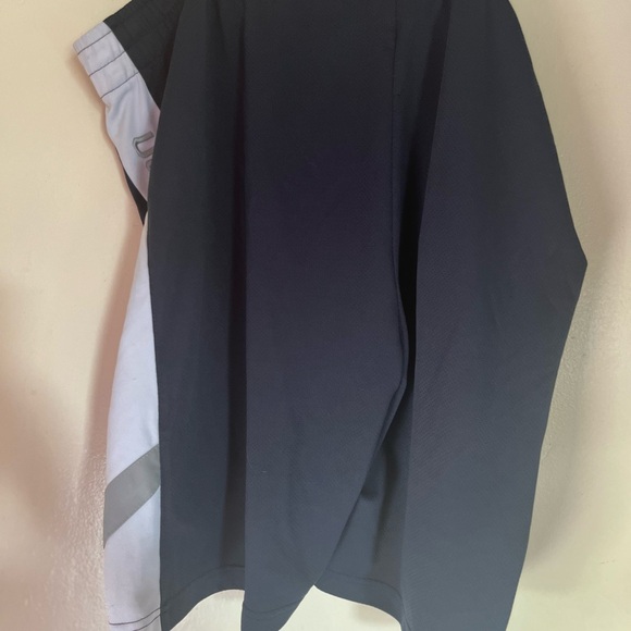 uconn huskies college basketballl shorts ncaa connecticut colosseum embroidered - Picture 3 of 6